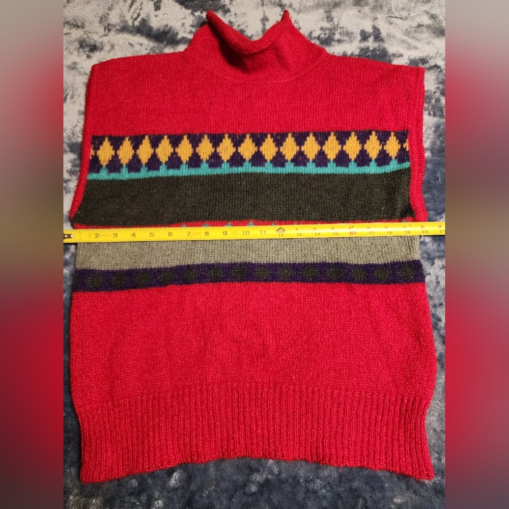 VINTAGE Mondi made in West Germany Red Multicolor Women's Sweater Vest sz 40 - Picture 2 of 4